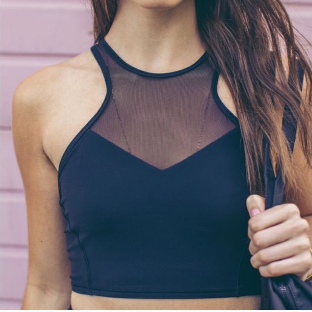 Lululemon crop top